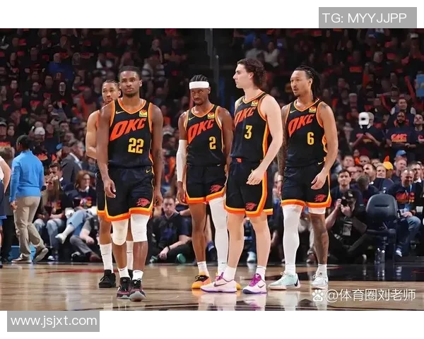 勇士挑战雷霆争夺季后赛席位双方激战引发联盟关注 勇士挑战雷霆争夺季后赛席位双方激战引发联盟关注