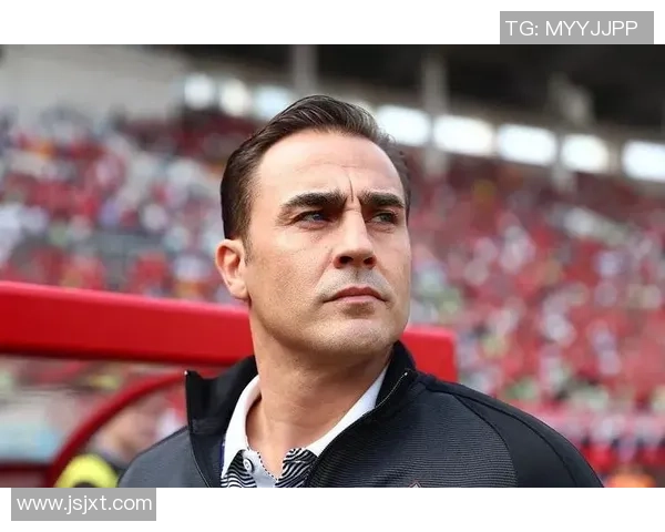 法比奥卡纳瓦罗从铁血后卫到世界足球先生的辉煌传奇之路