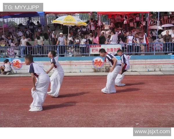 激情燃烧赛场青春逐梦盛会展现体育精神与团队荣耀