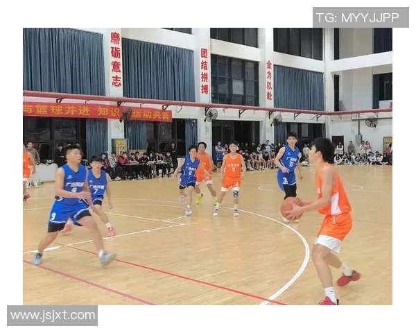 篮球点燃青春激情描绘团队合作精神与拼搏奋斗的人生篇章 篮球点燃青春激情描绘团队合作精神与拼搏奋斗的人生篇章